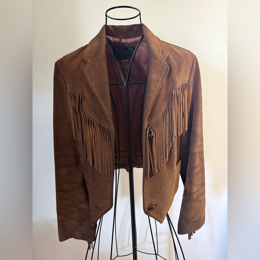 American Vintage! Pioneer Wear 1970’s Fringed Brown Suede Leather Jacket